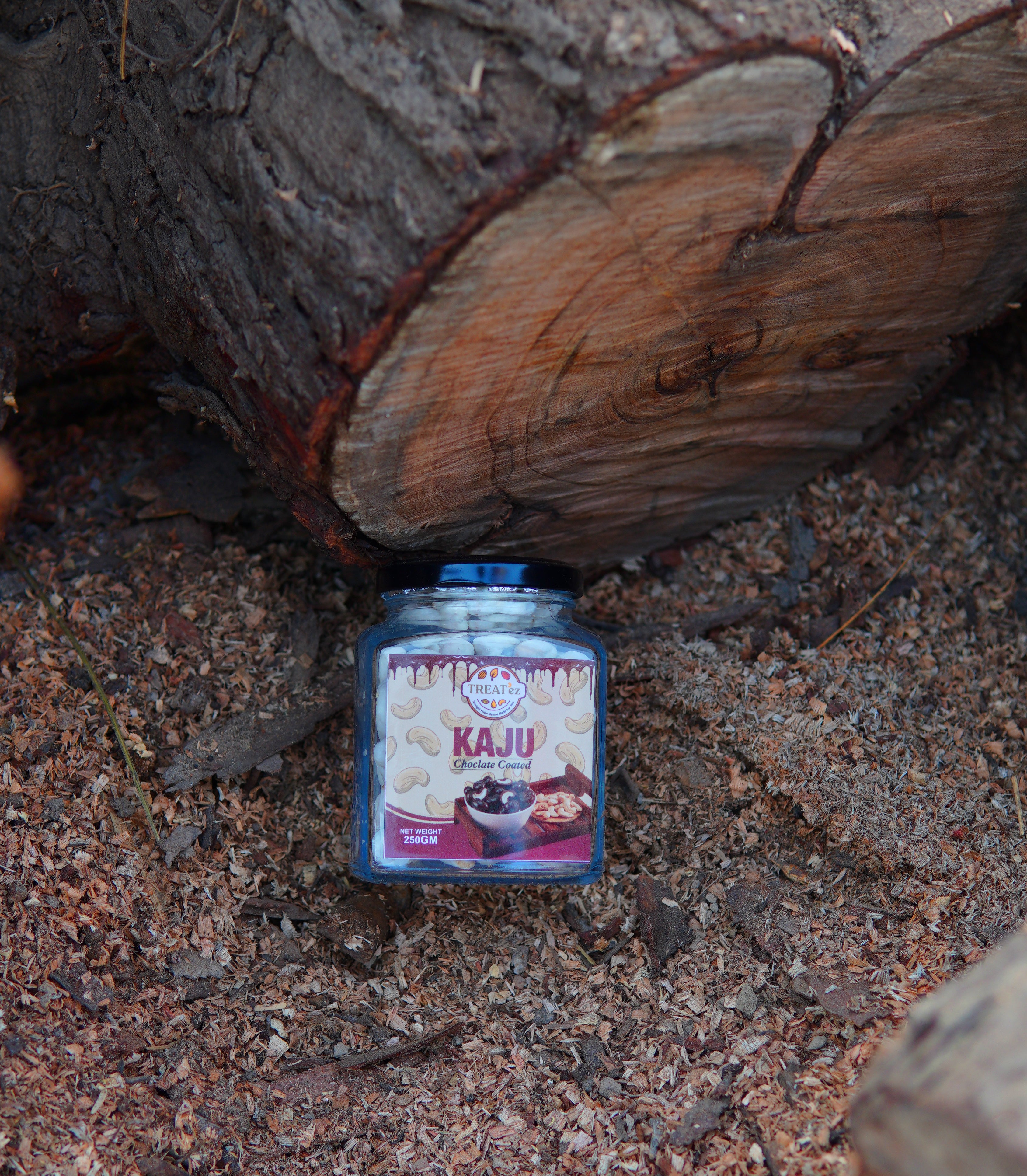 TREAT’ez Royal Signature Collection | Luxury Chocolate Nuts & Honey Gift Box